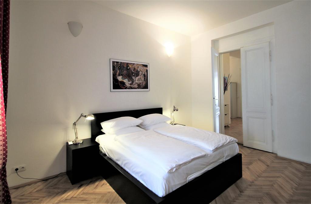 Residence Salvator - By Prague City Apartments ภายนอก รูปภาพ